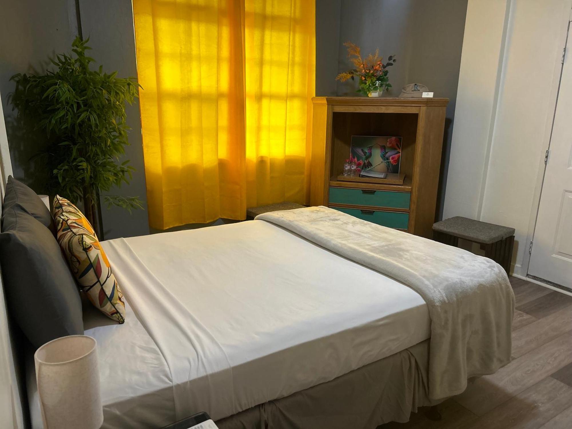 Bed and Breakfast The Royal Nest Trinidad Diego Martin Esterno foto