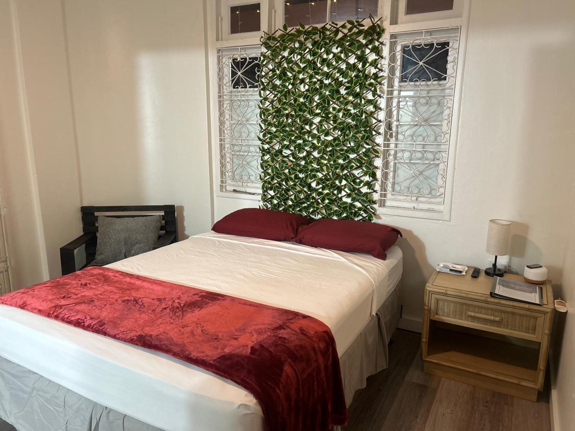 Bed and Breakfast The Royal Nest Trinidad Diego Martin Esterno foto