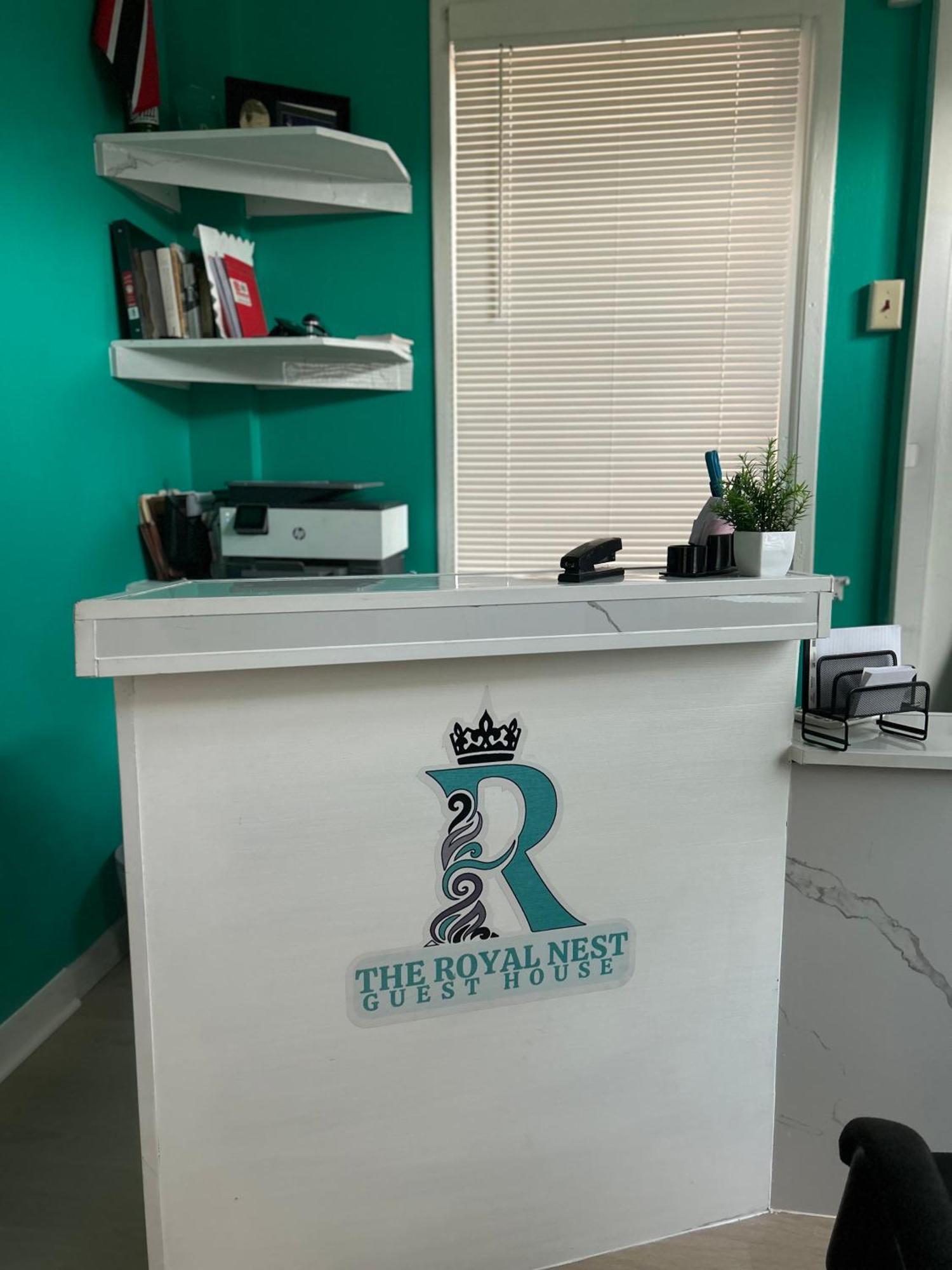 Bed and Breakfast The Royal Nest Trinidad Diego Martin Esterno foto